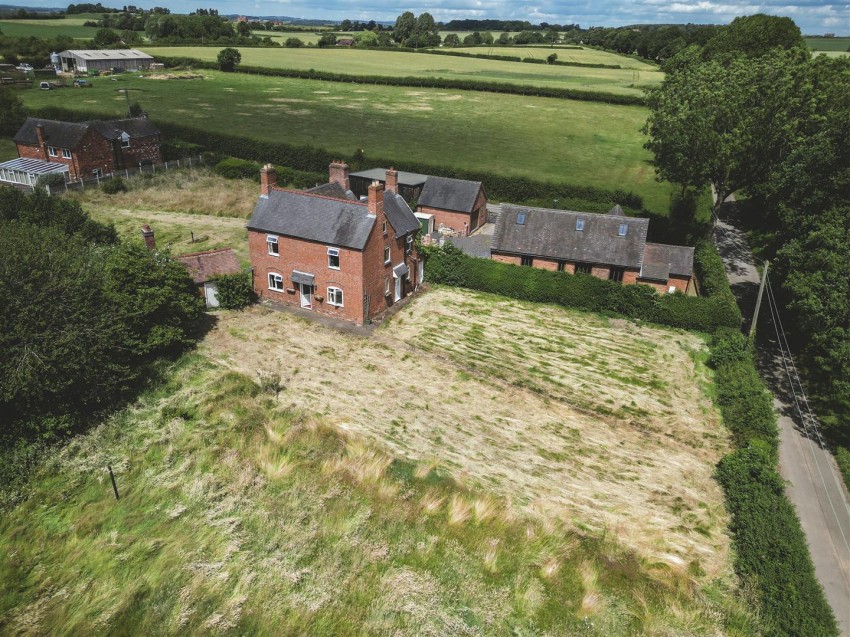 Images for Heath Road, Bromstead, Newport