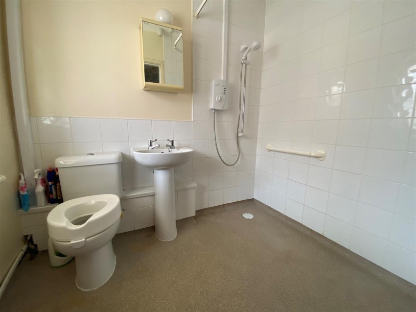Images for Greenacres Way, Newport