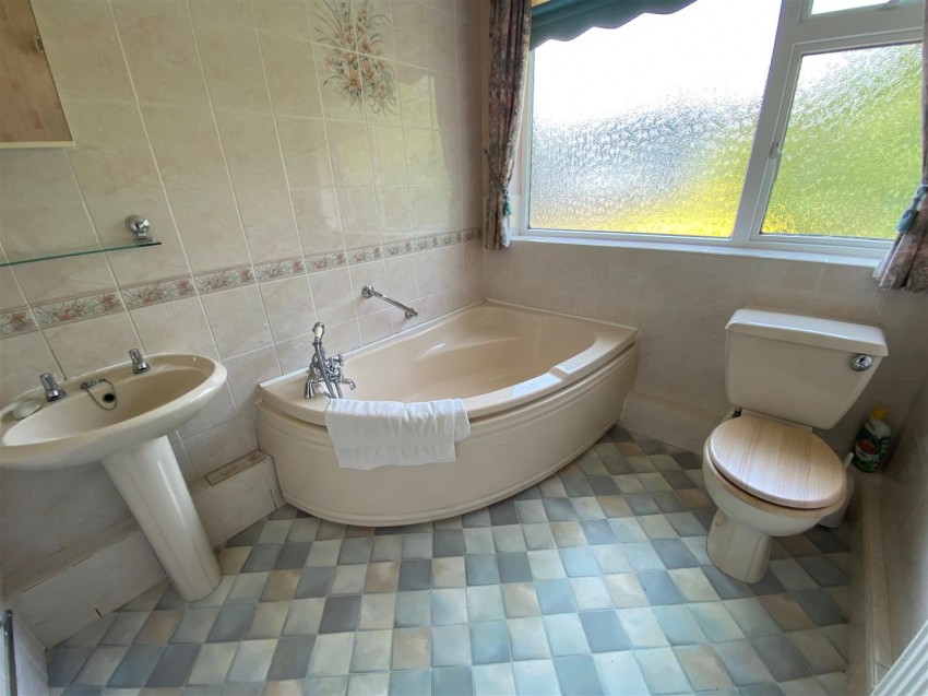 Images for Mentone Crescent, Edgmond