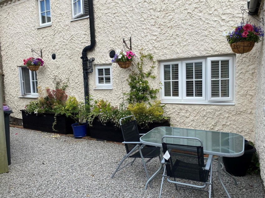 Images for Vineyard Road, Newport