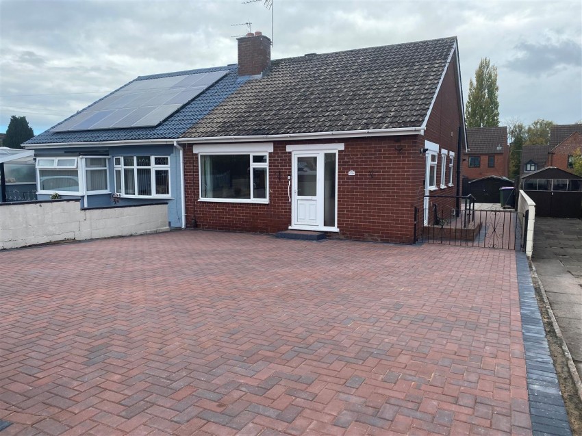 Images for Vineyard Road, Newport