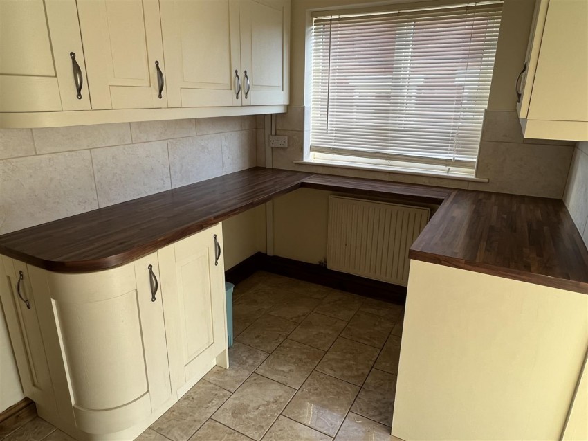 Images for Vineyard Road, Newport