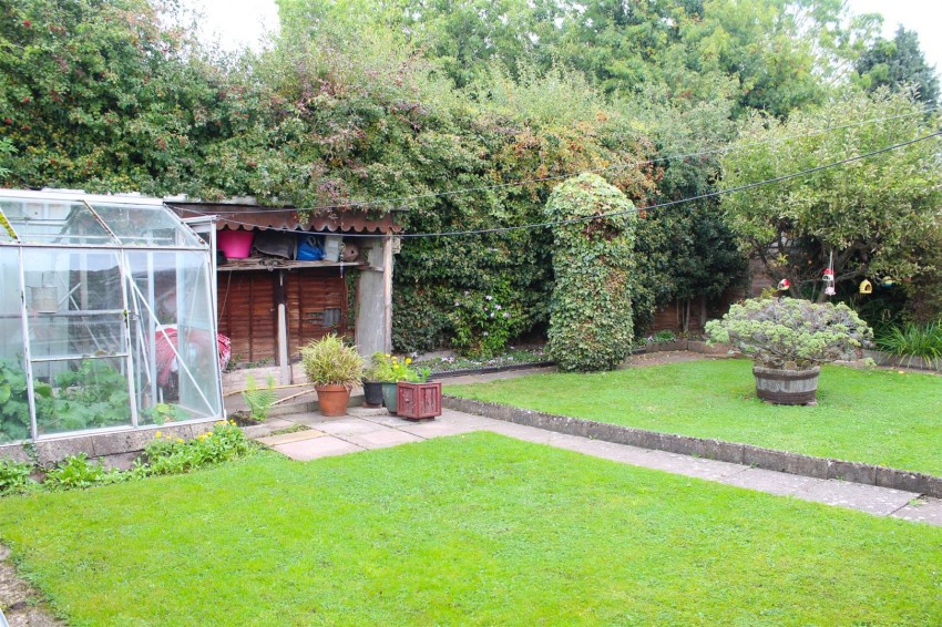 Images for Gravelly Drive, Newport