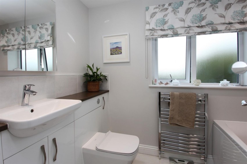 Images for Newport Road, Edgmond, Newport