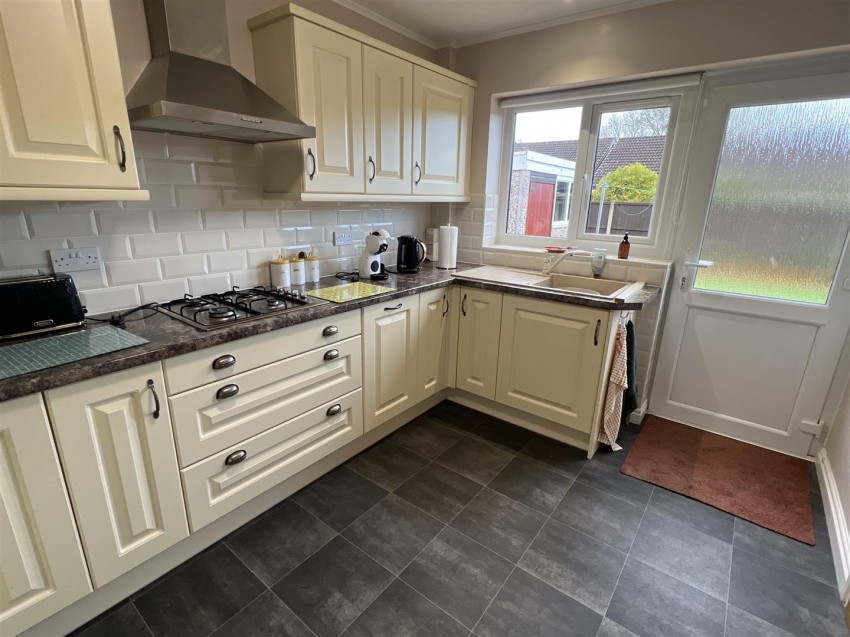 Images for Farm Grove, Newport