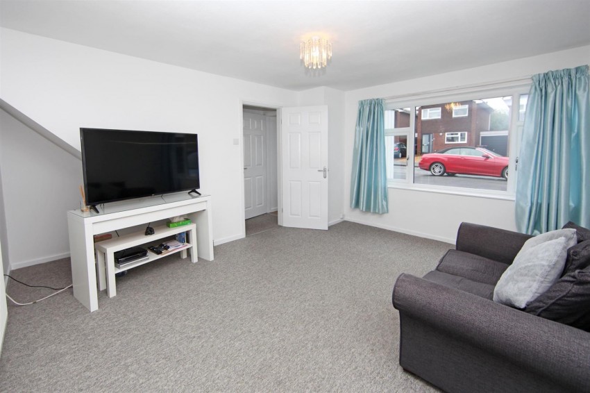 Images for Oak Avenue, Newport