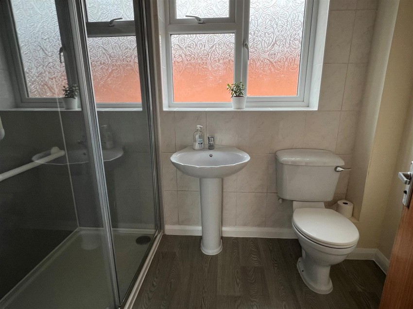 Images for Caldercrofts, Newport, Telford