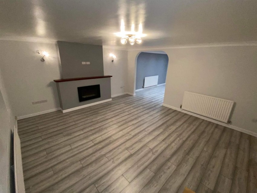 Images for Hilltop Road, Oakengates, Telford