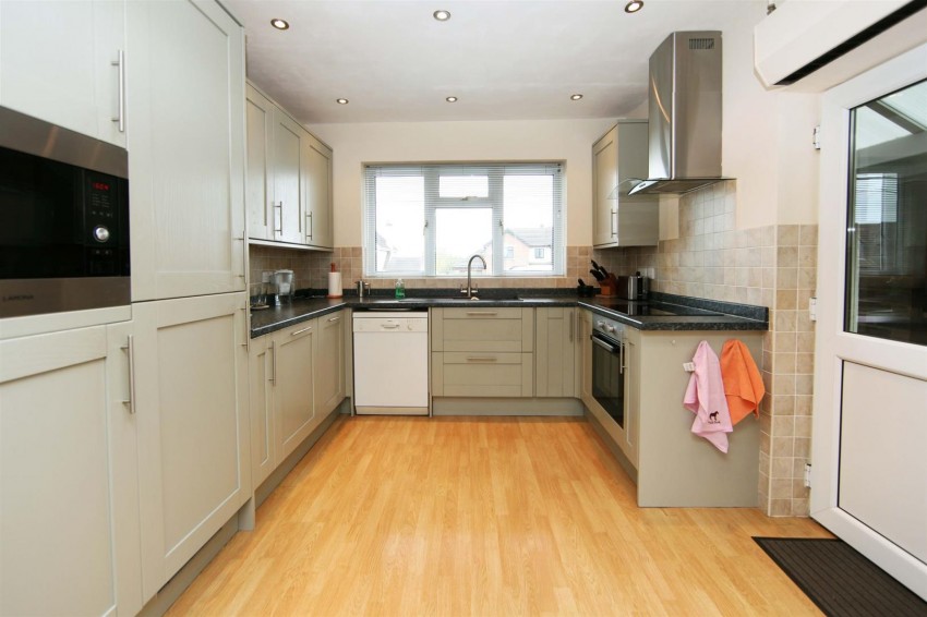 Images for Newport Road, Edgmond, Newport