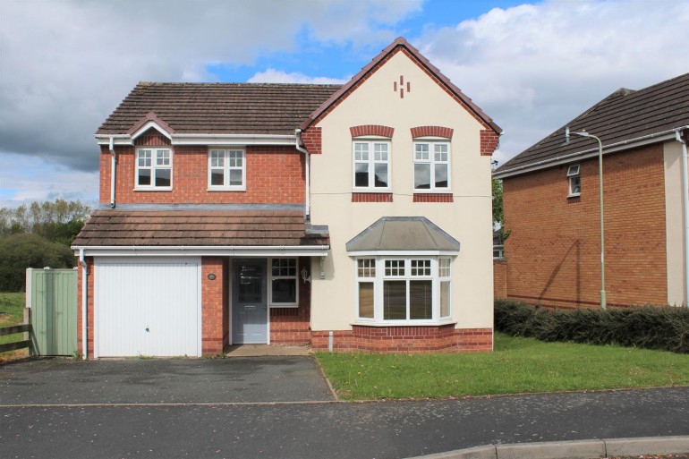 Daniels Cross, Newport