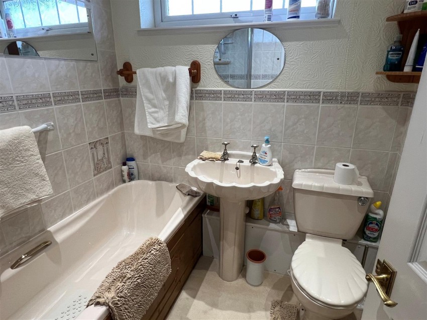 Images for Walnut Close, Newport
