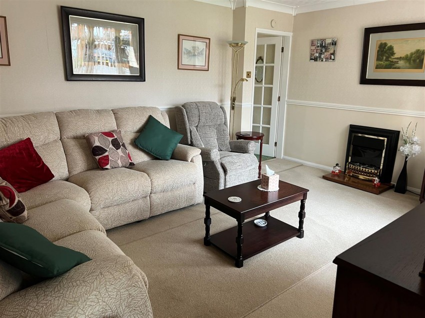 Images for Walnut Close, Newport