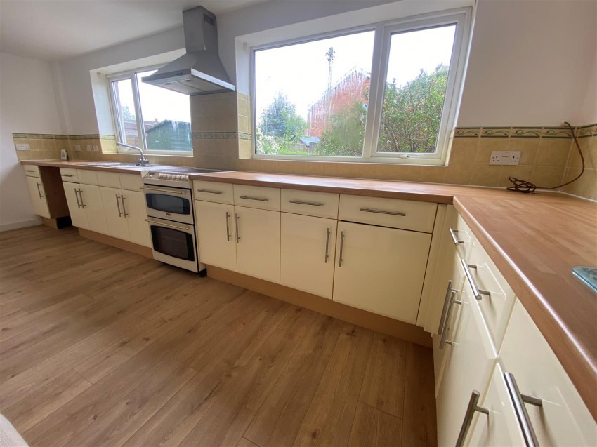 Images for Stackyard Lane, Edgmond, Newport