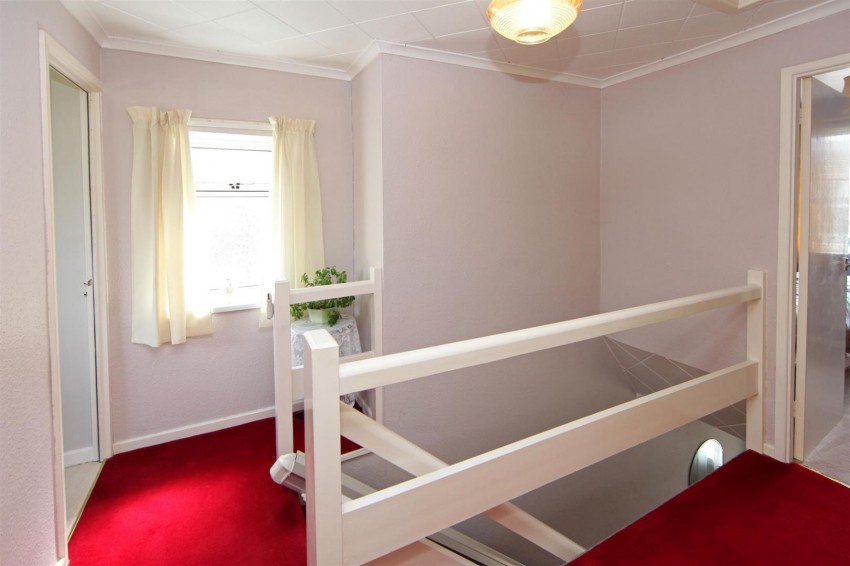 Images for Meadow View Road, Newport