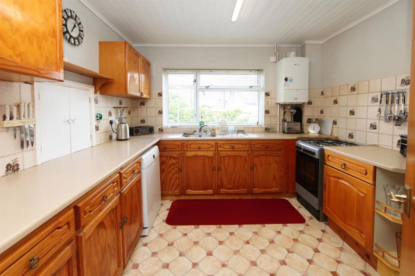 Images for Meadow View Road, Newport