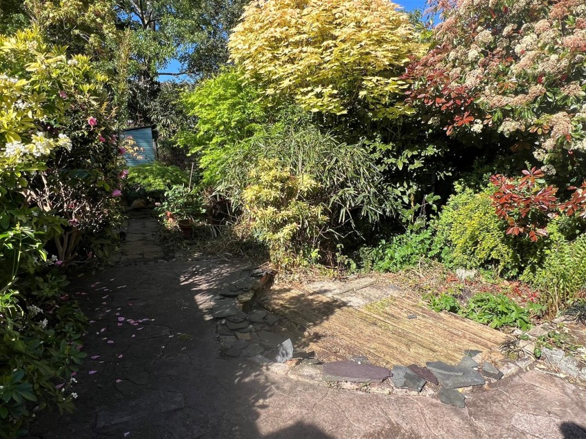 Images for Sandiford Crescent, Newport