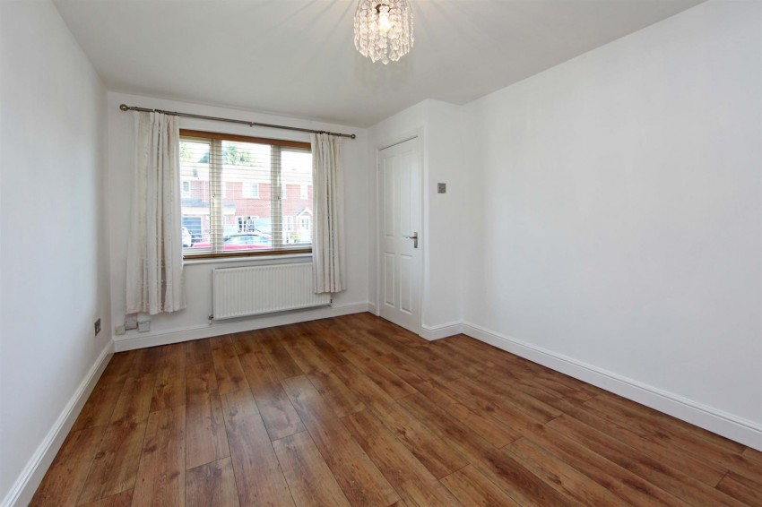 Images for Lawford Close, Aqueduct