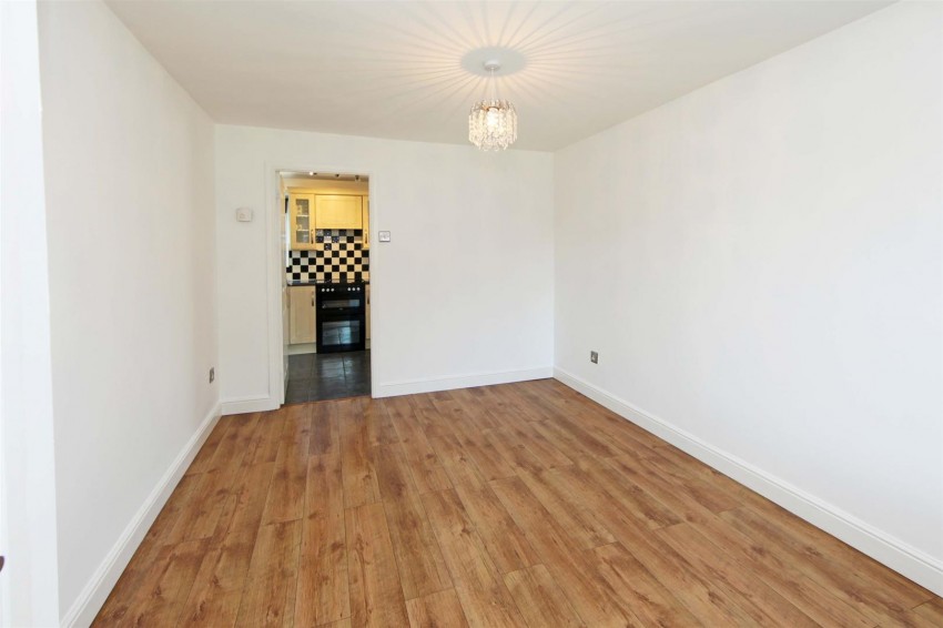 Images for Lawford Close, Aqueduct