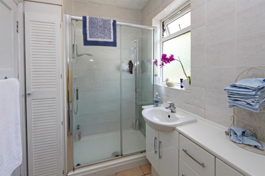 Images for Hilltop Road, Oakengates, Telford